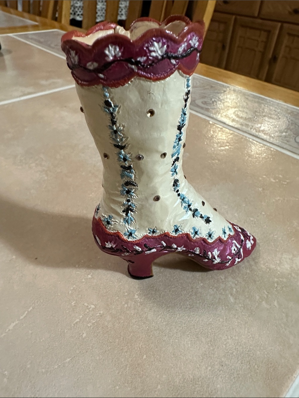 VTG COLLECTABLE “Just The Right Shoe” Opera Boot Figurine - Picture 2 of 11